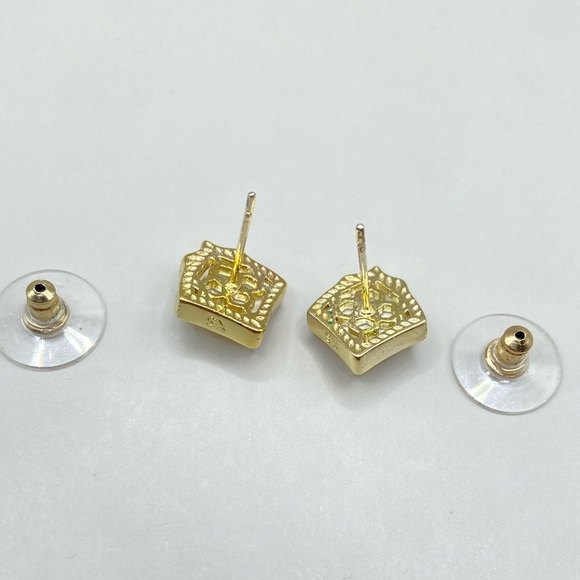 Kendra Scott Kirstie Post Earrings - Picture 5 of 5